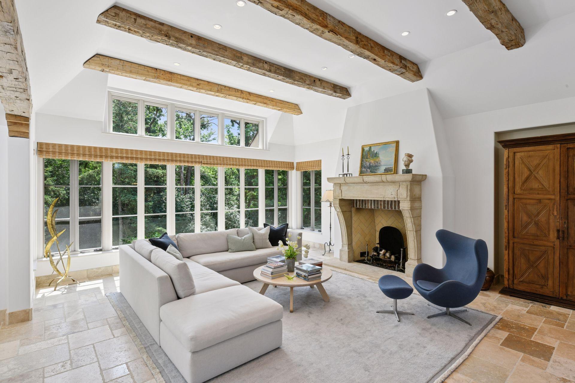 16127 Crosby Cove Road