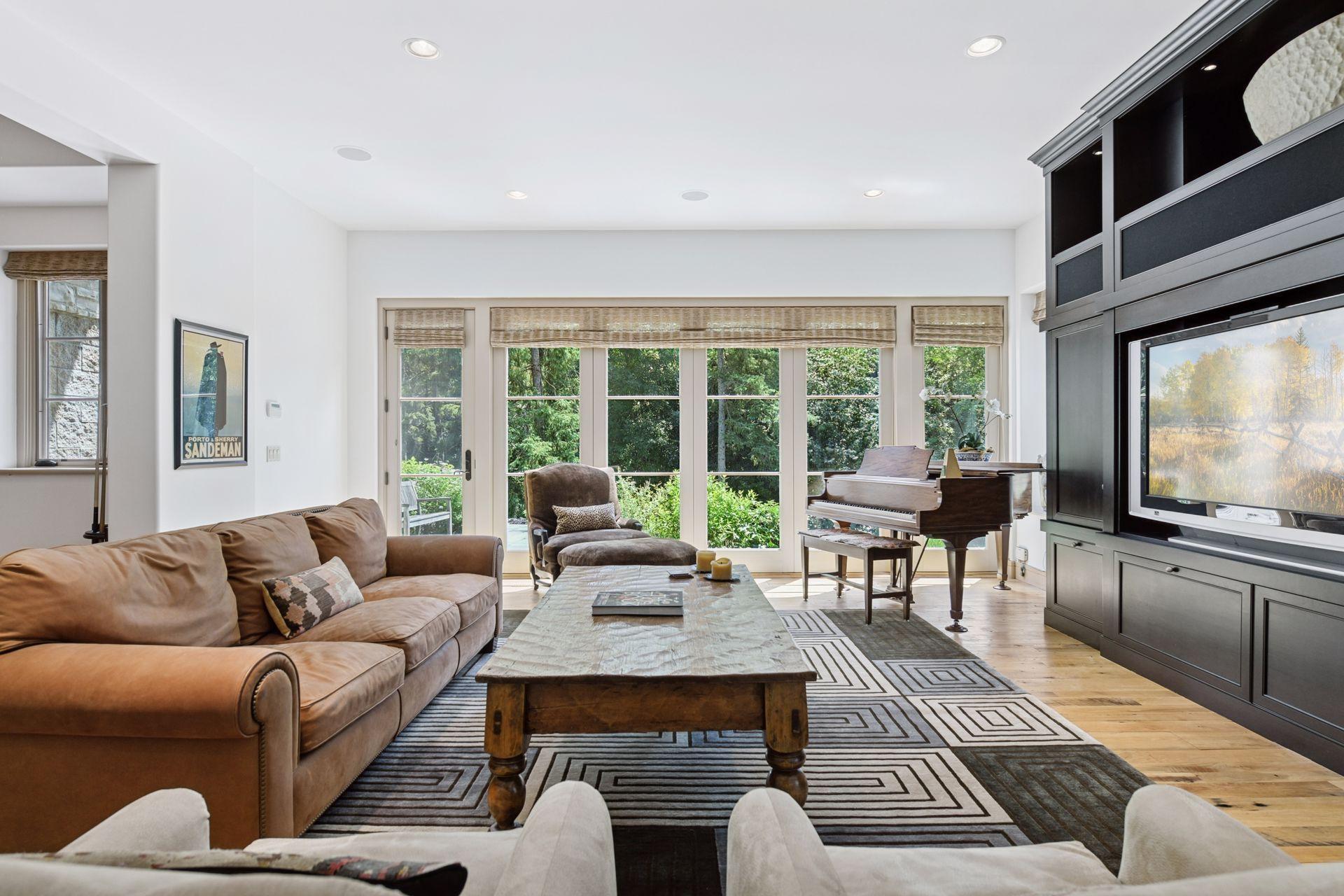 16127 Crosby Cove Road