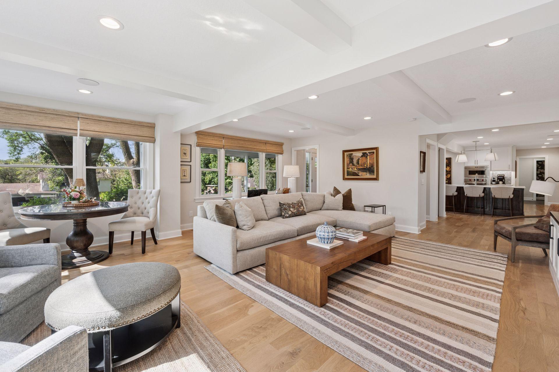 1912 Highcrest Drive