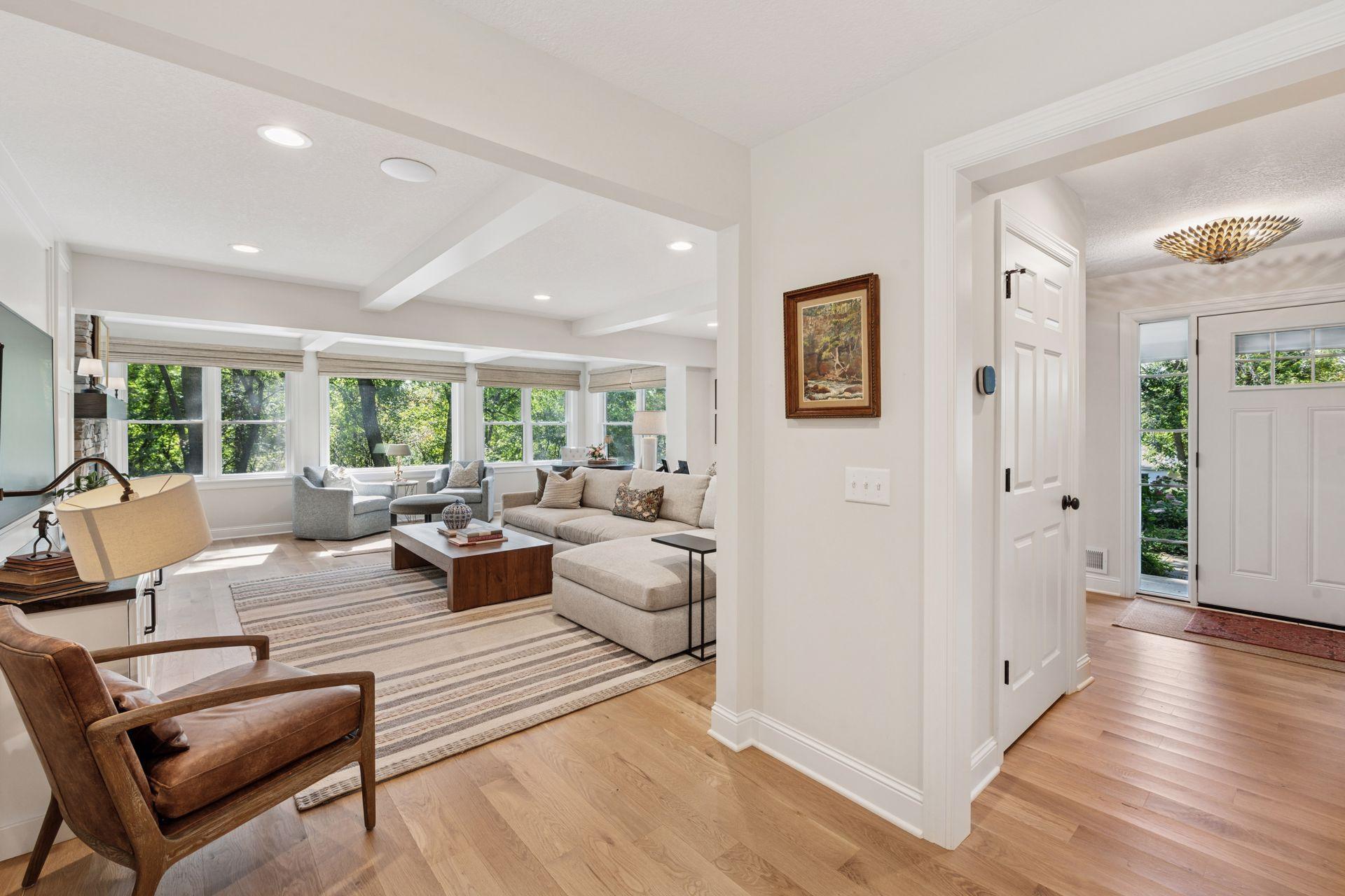 1912 Highcrest Drive