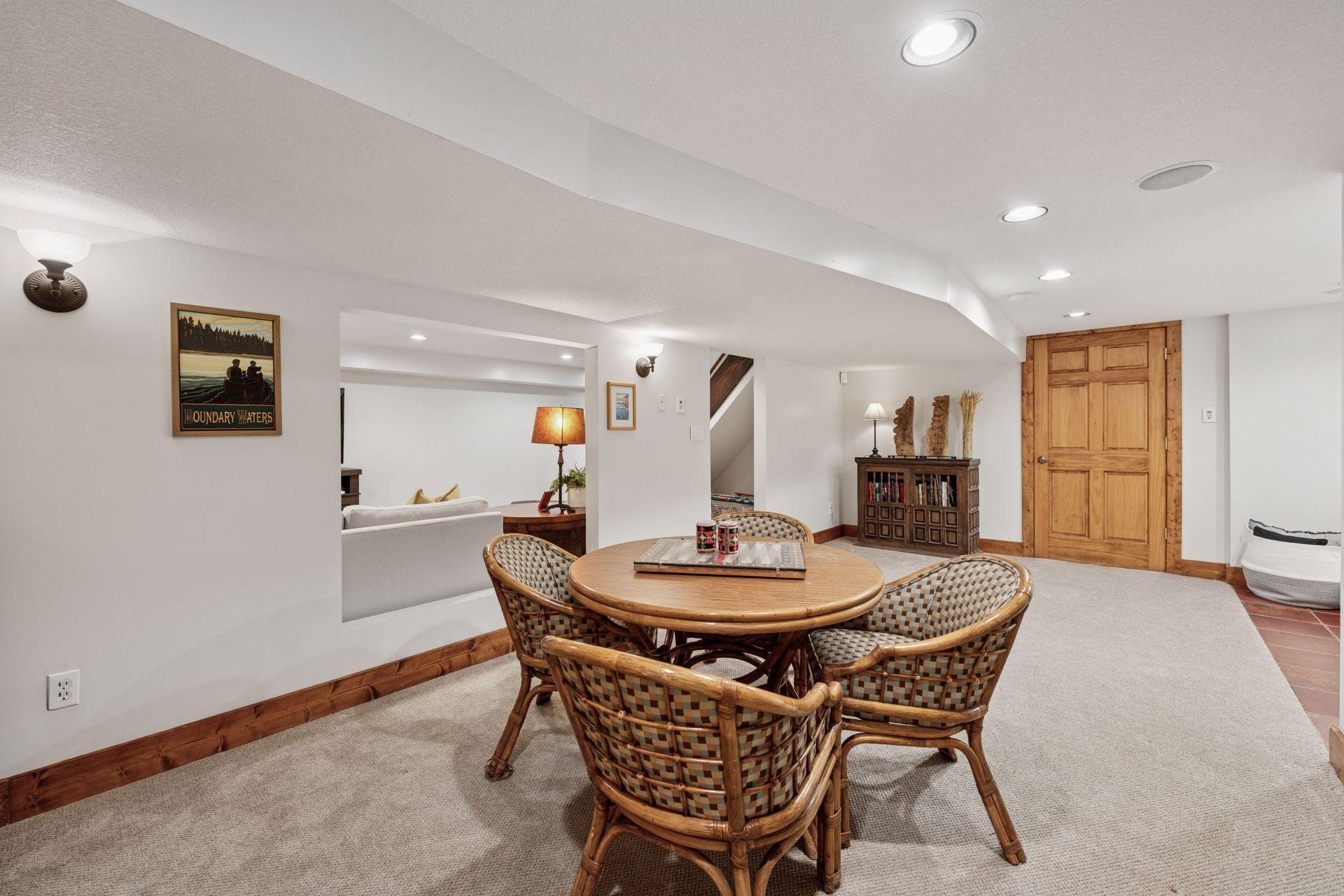 1912 Highcrest Drive