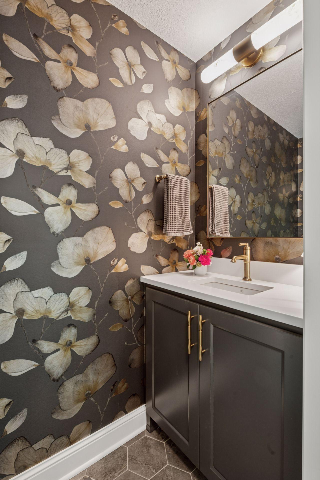 1912 Highcrest Drive