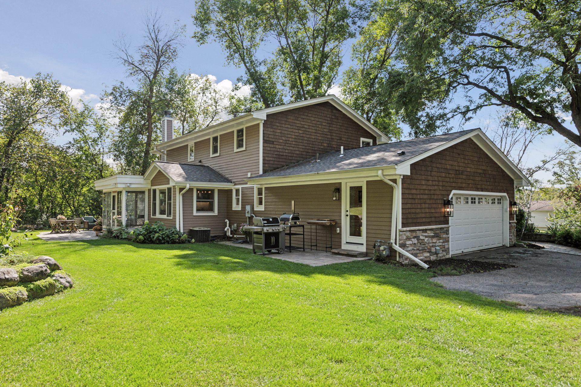 1912 Highcrest Drive