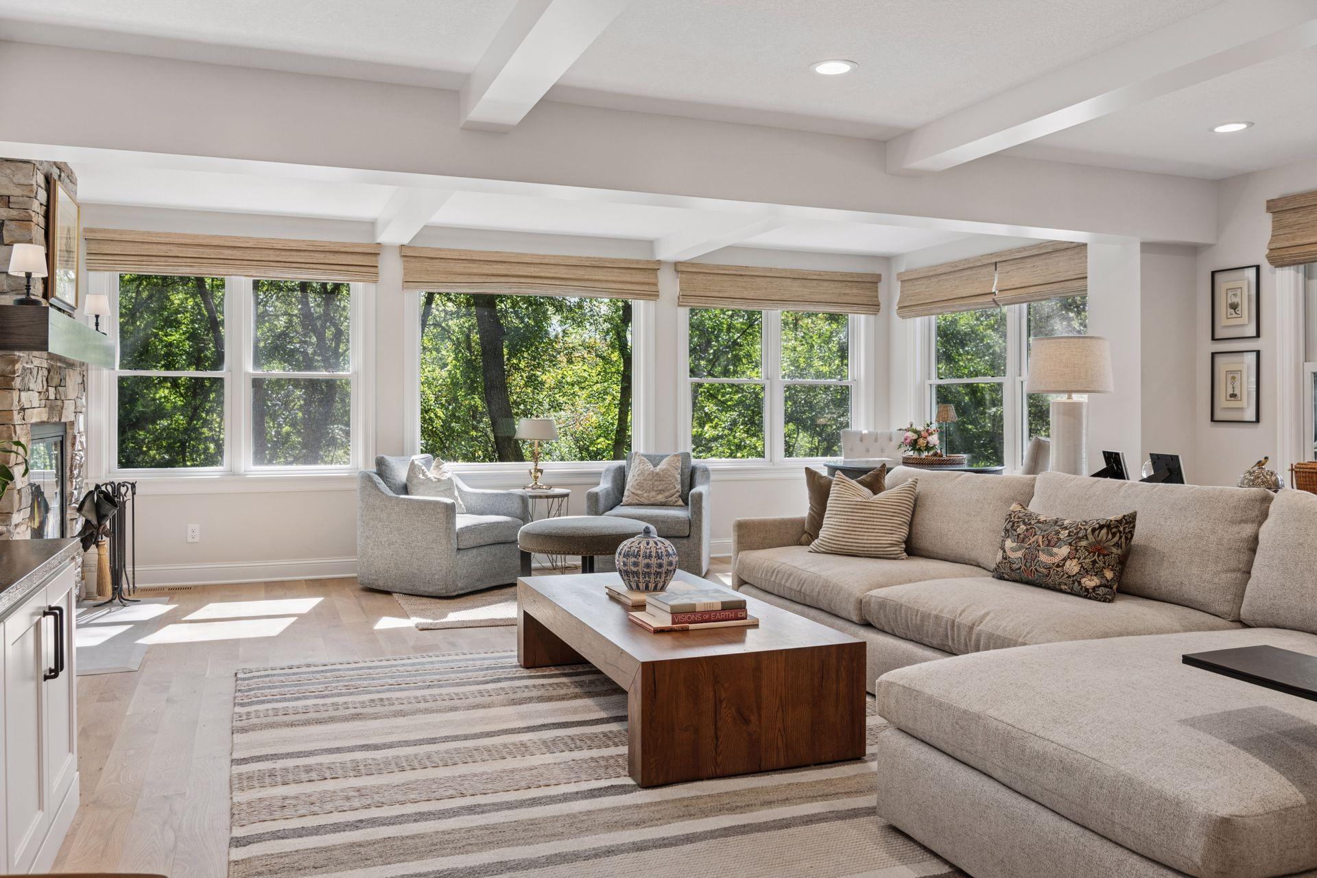 1912 Highcrest Drive