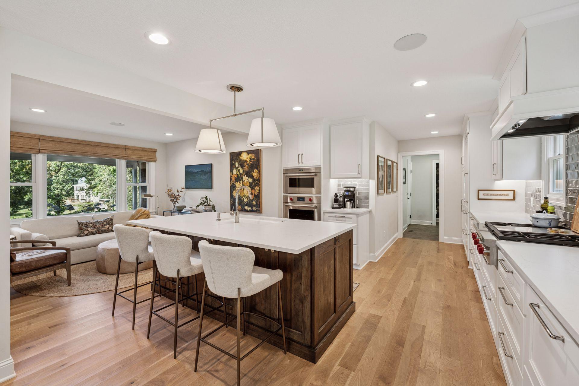 1912 Highcrest Drive