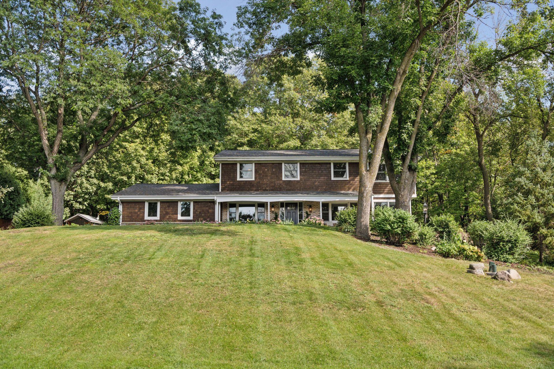 1912 Highcrest Drive