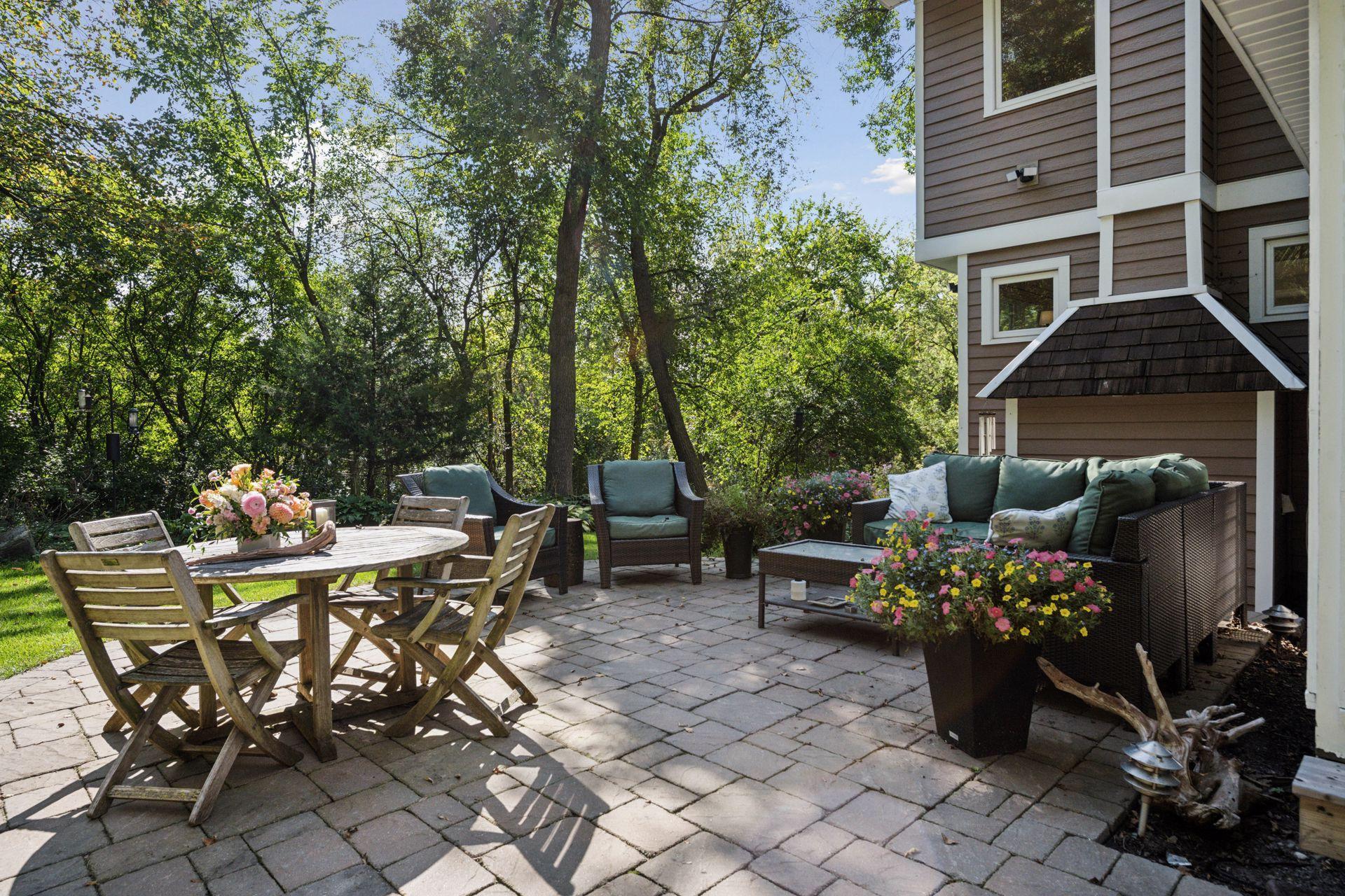 1912 Highcrest Drive