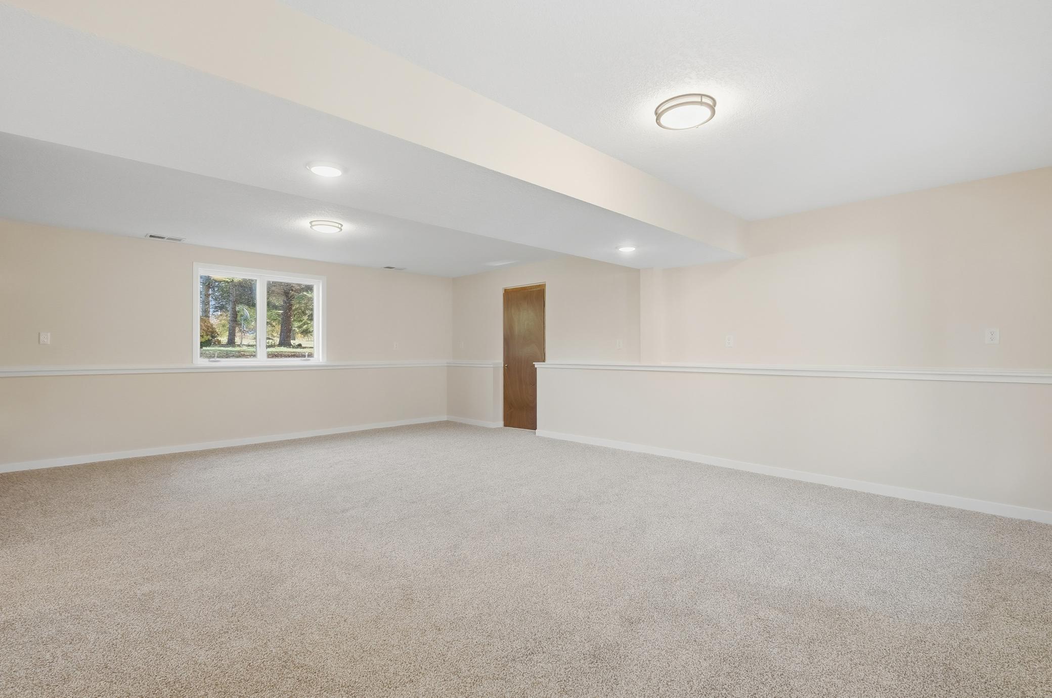 2087 S Lakeshore Drive