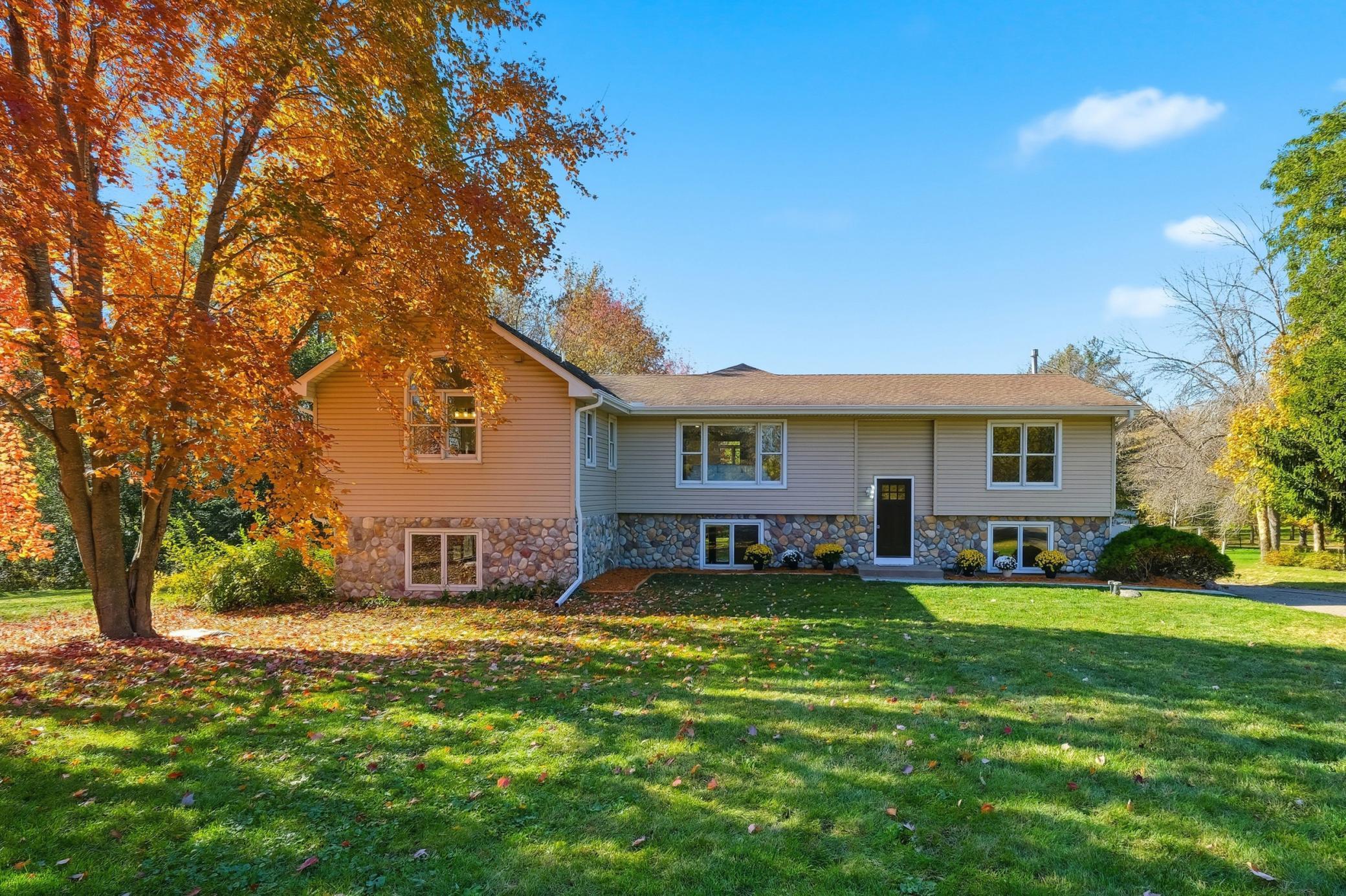 2087 S Lakeshore Drive