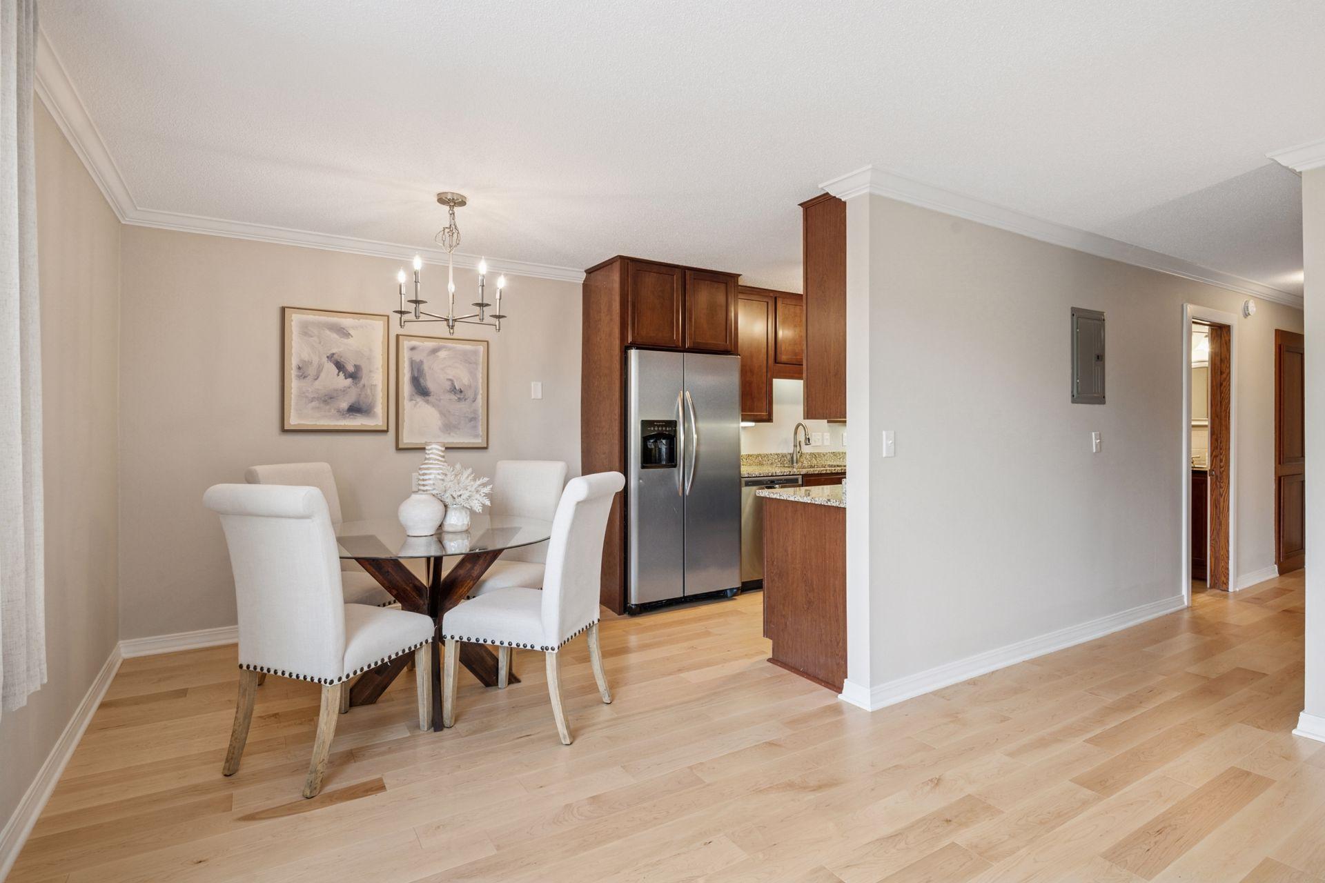 2700 W 44th Street Unit: 304