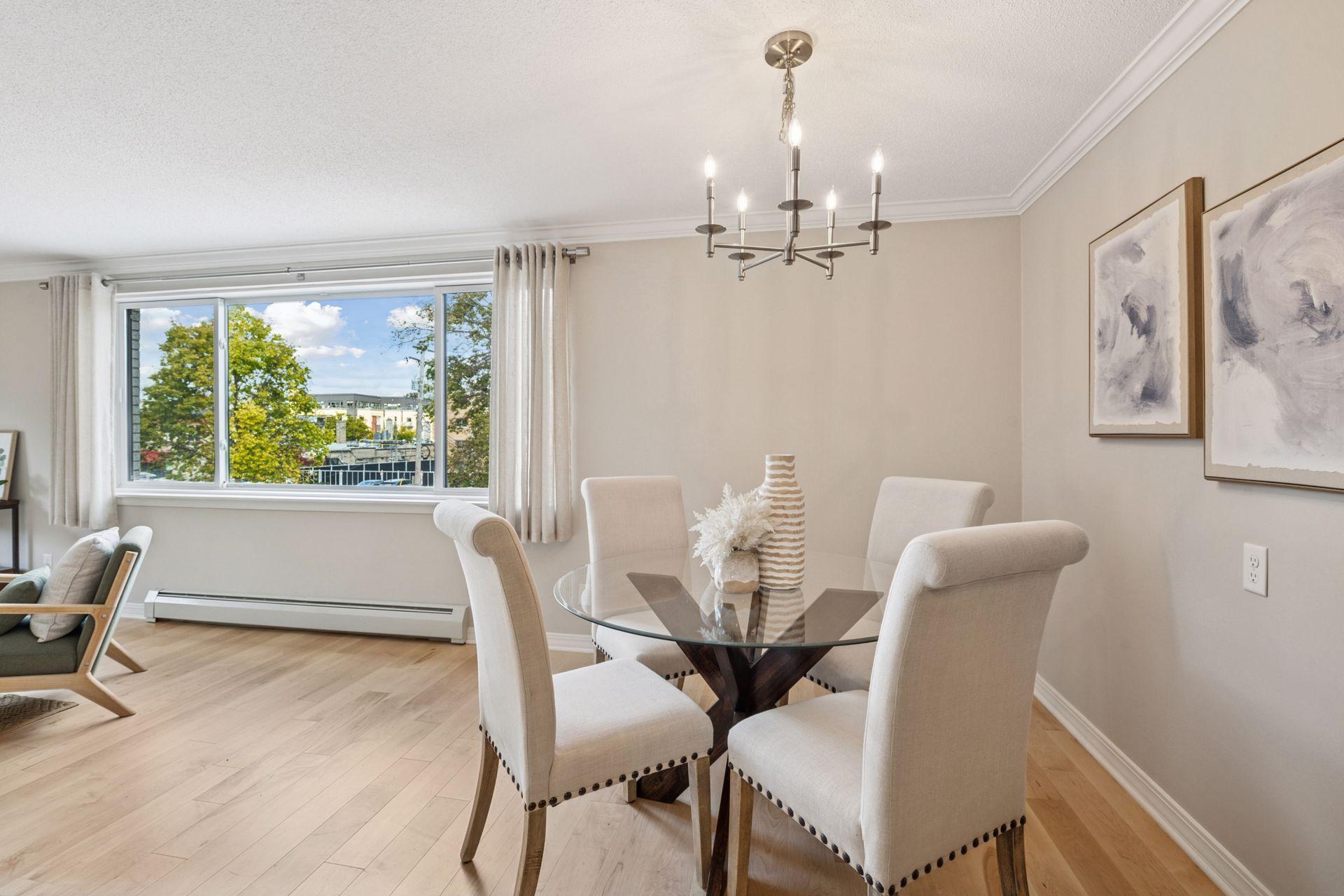 2700 W 44th Street Unit: 304