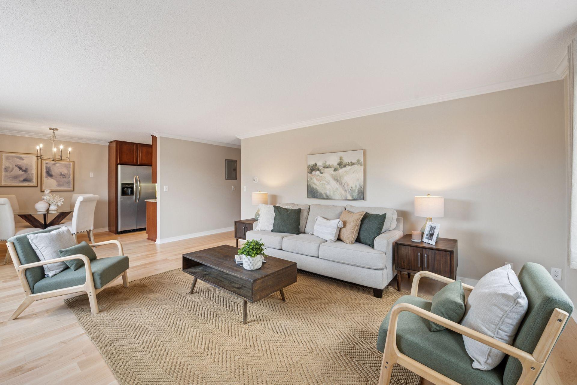 2700 W 44th Street Unit: 304
