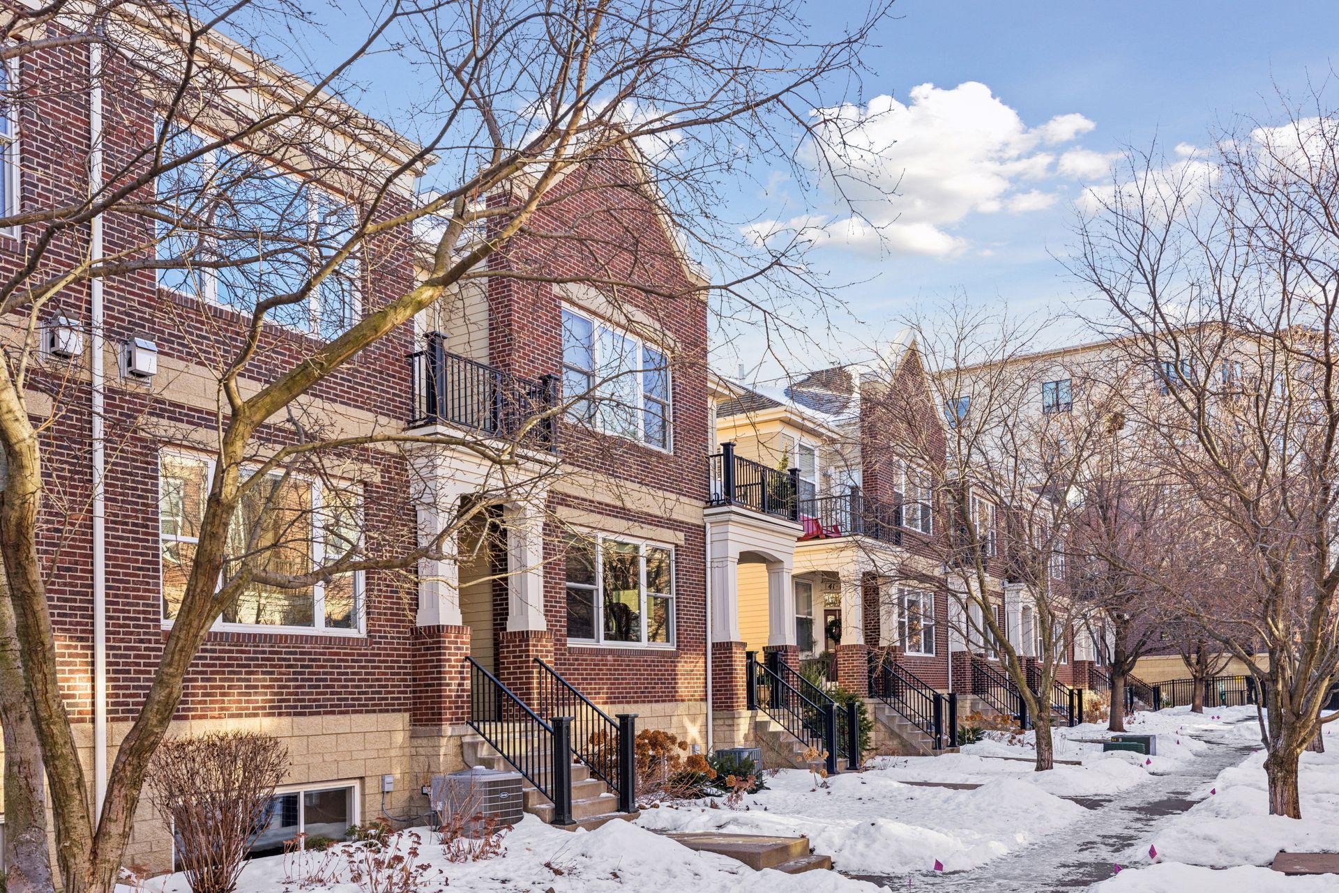37 4th Avenue N Unit: 103