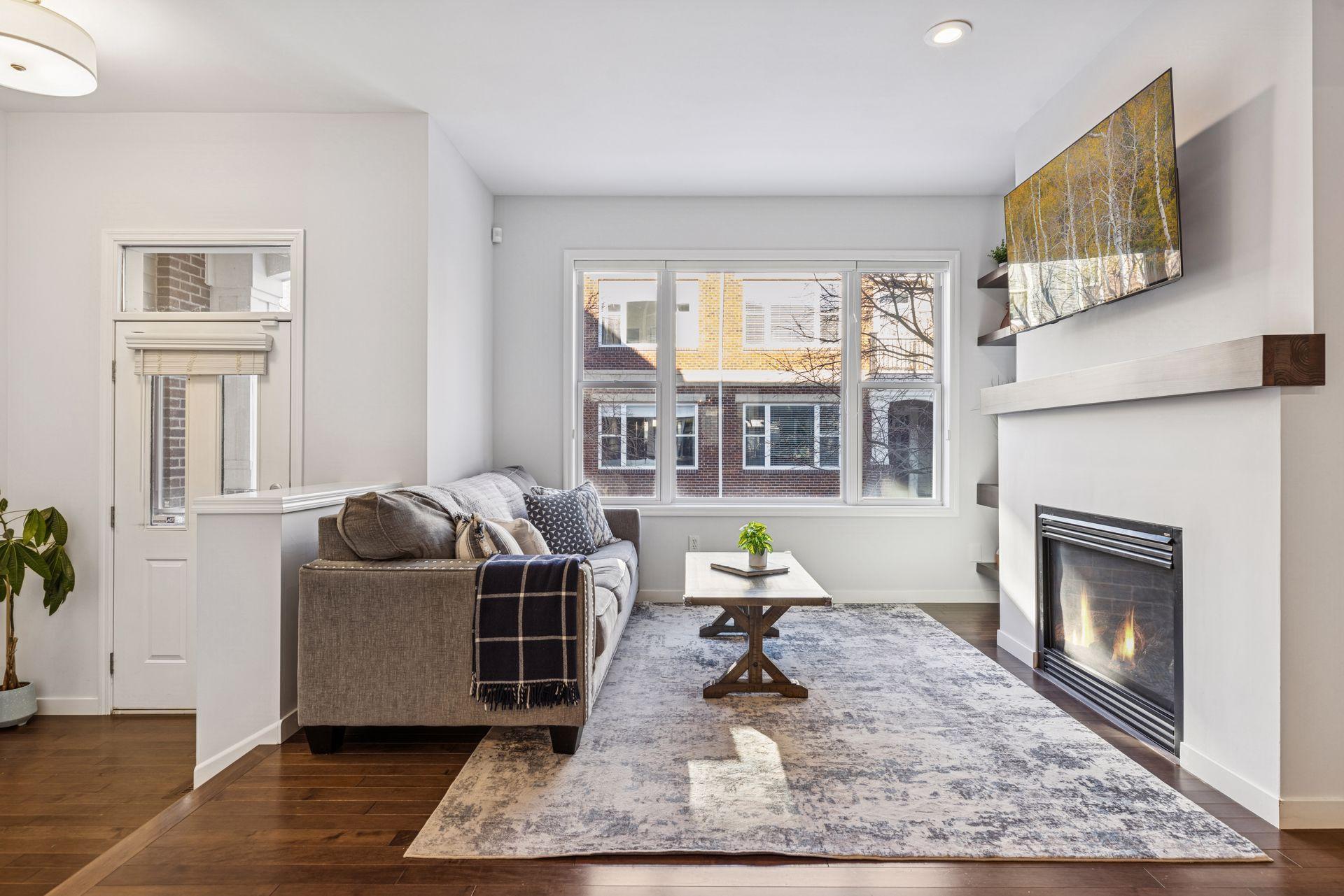 37 4th Avenue N Unit: 103