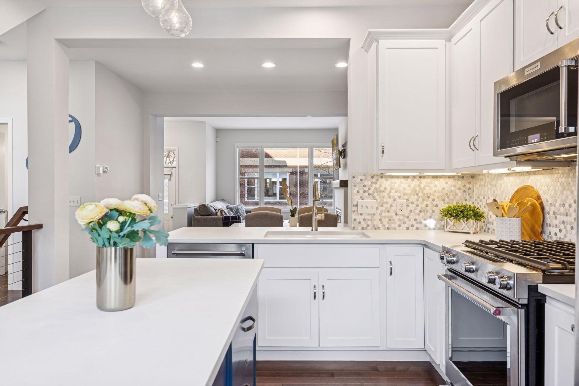 37 4th Avenue N Unit: 103
