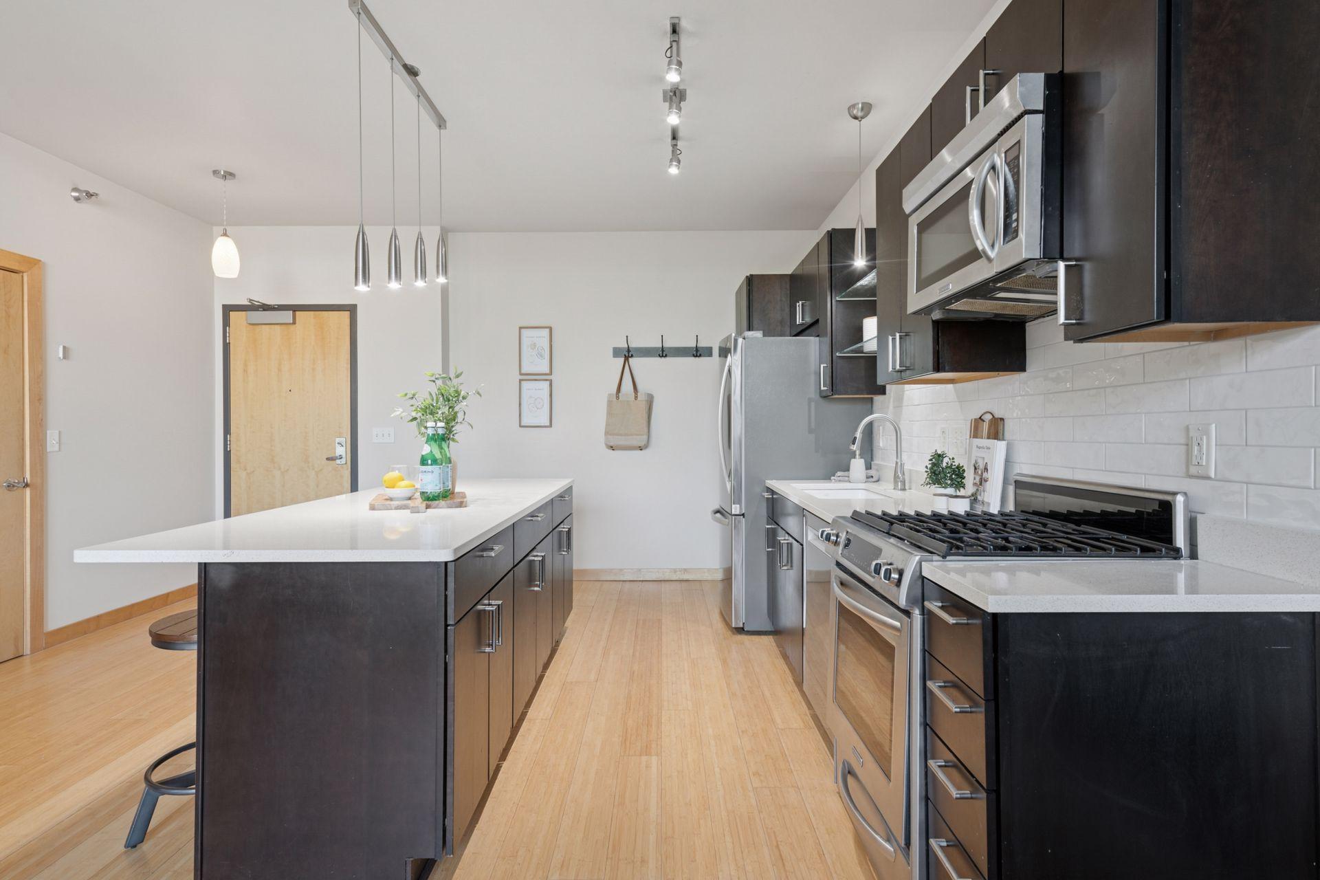 521 2nd Street SE Unit: 507