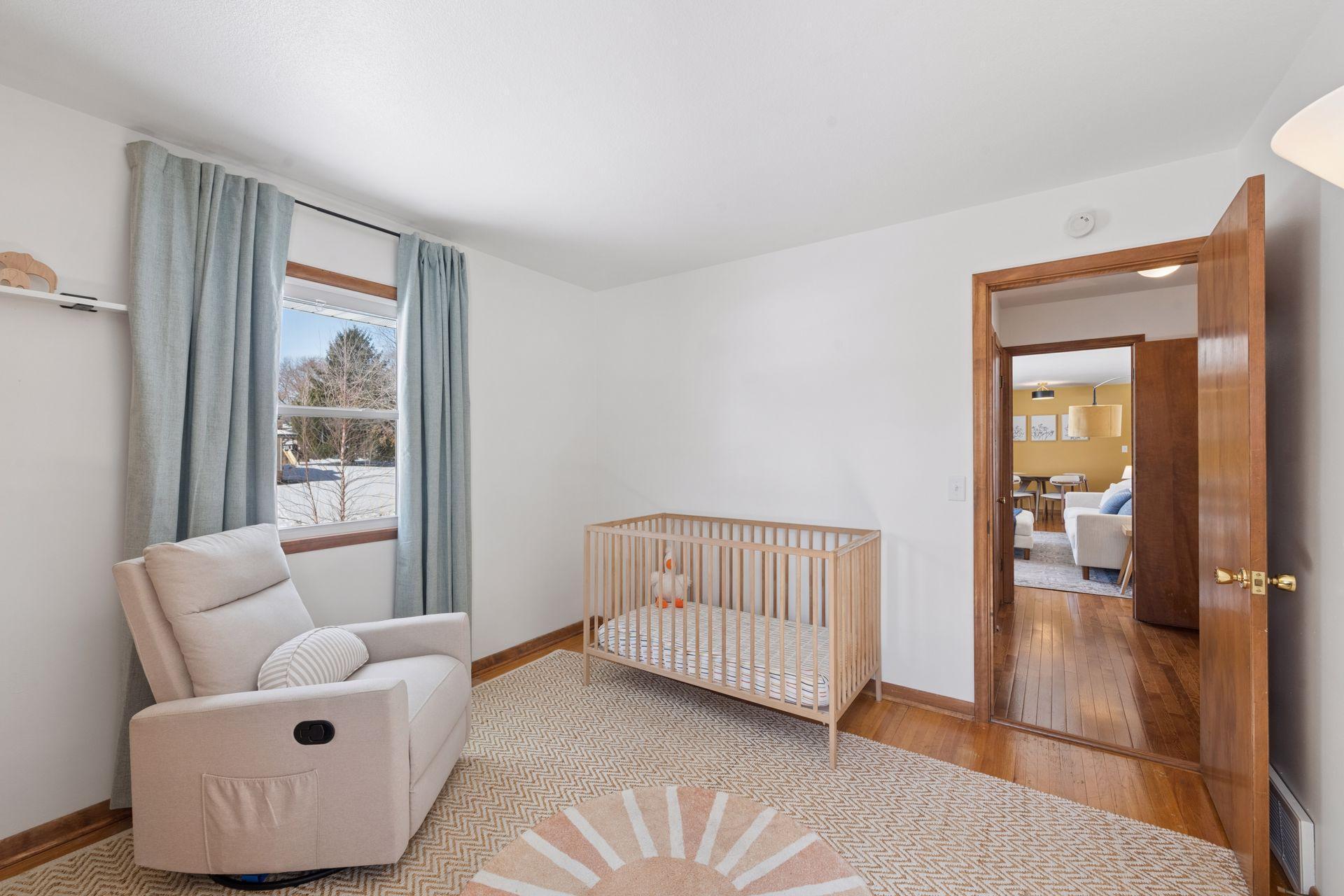 2320 Valders Avenue N