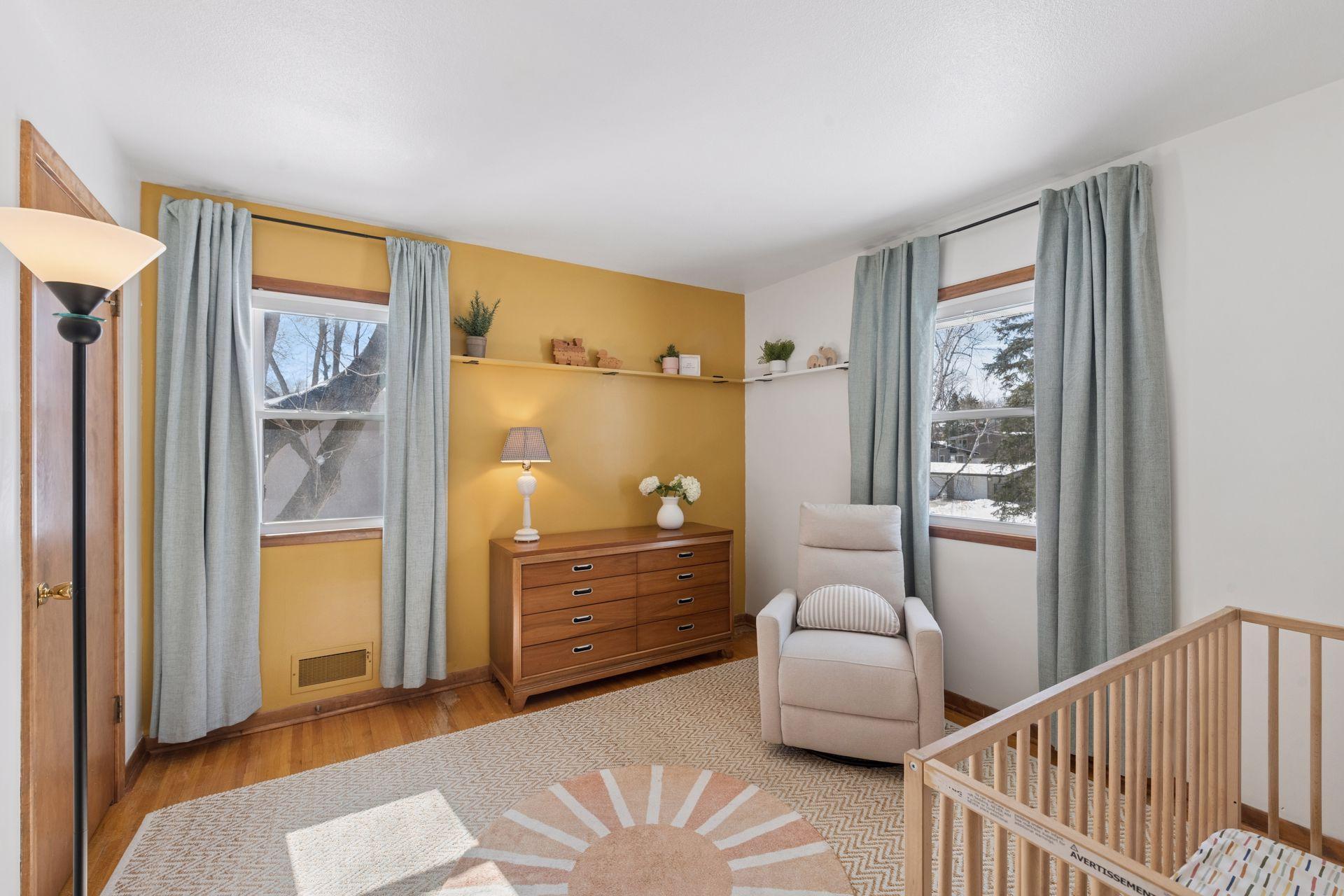 2320 Valders Avenue N