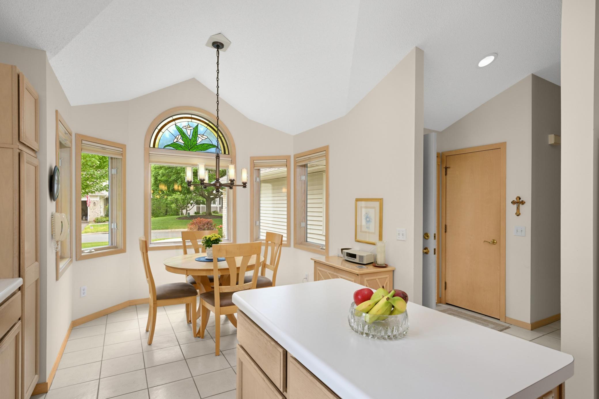 7160 Oak Pointe Curve
