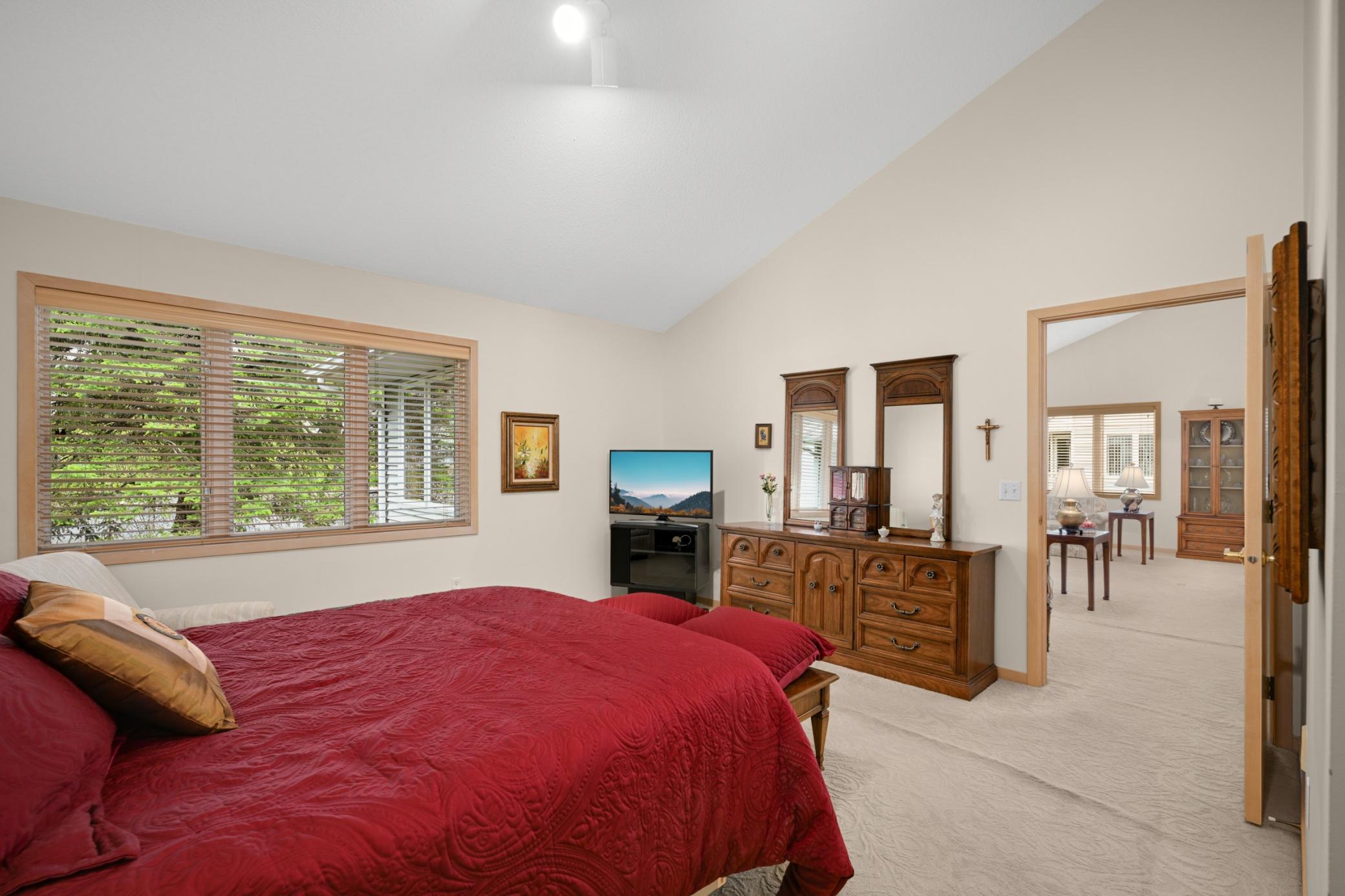 7160 Oak Pointe Curve