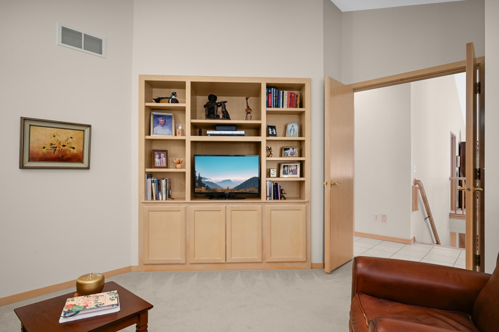 7160 Oak Pointe Curve