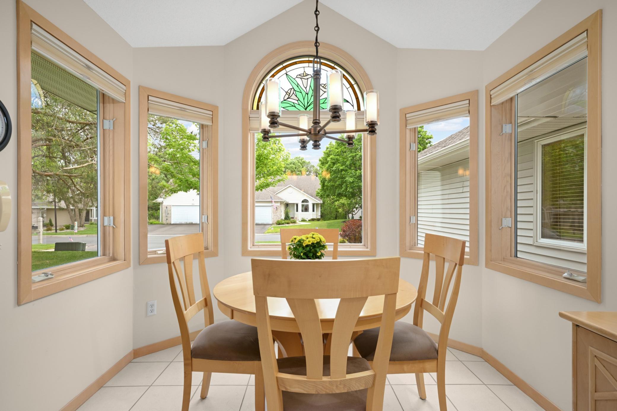 7160 Oak Pointe Curve