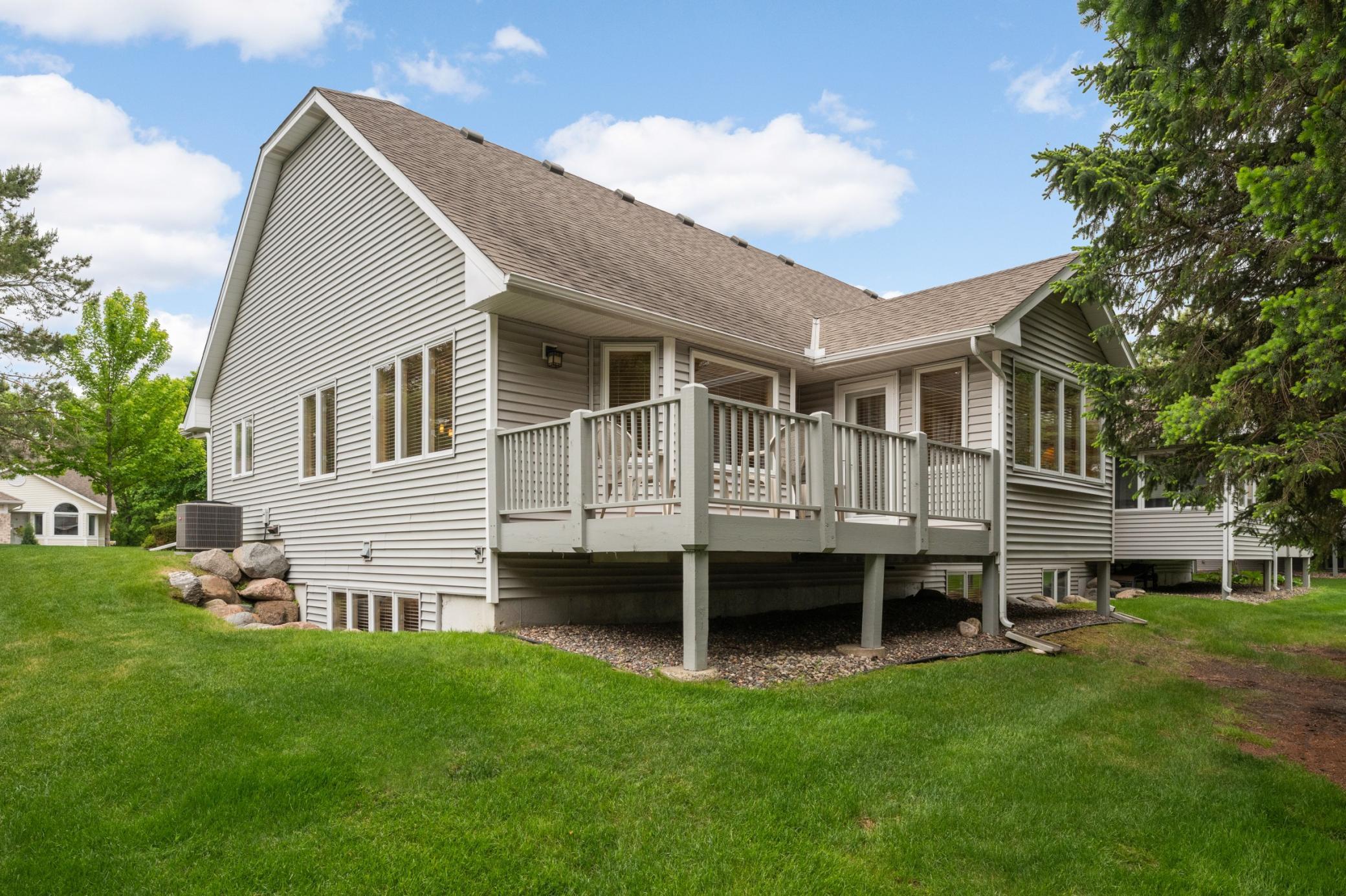 7160 Oak Pointe Curve