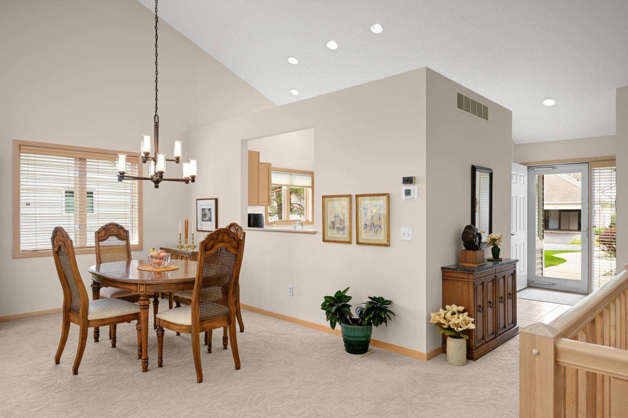7160 Oak Pointe Curve