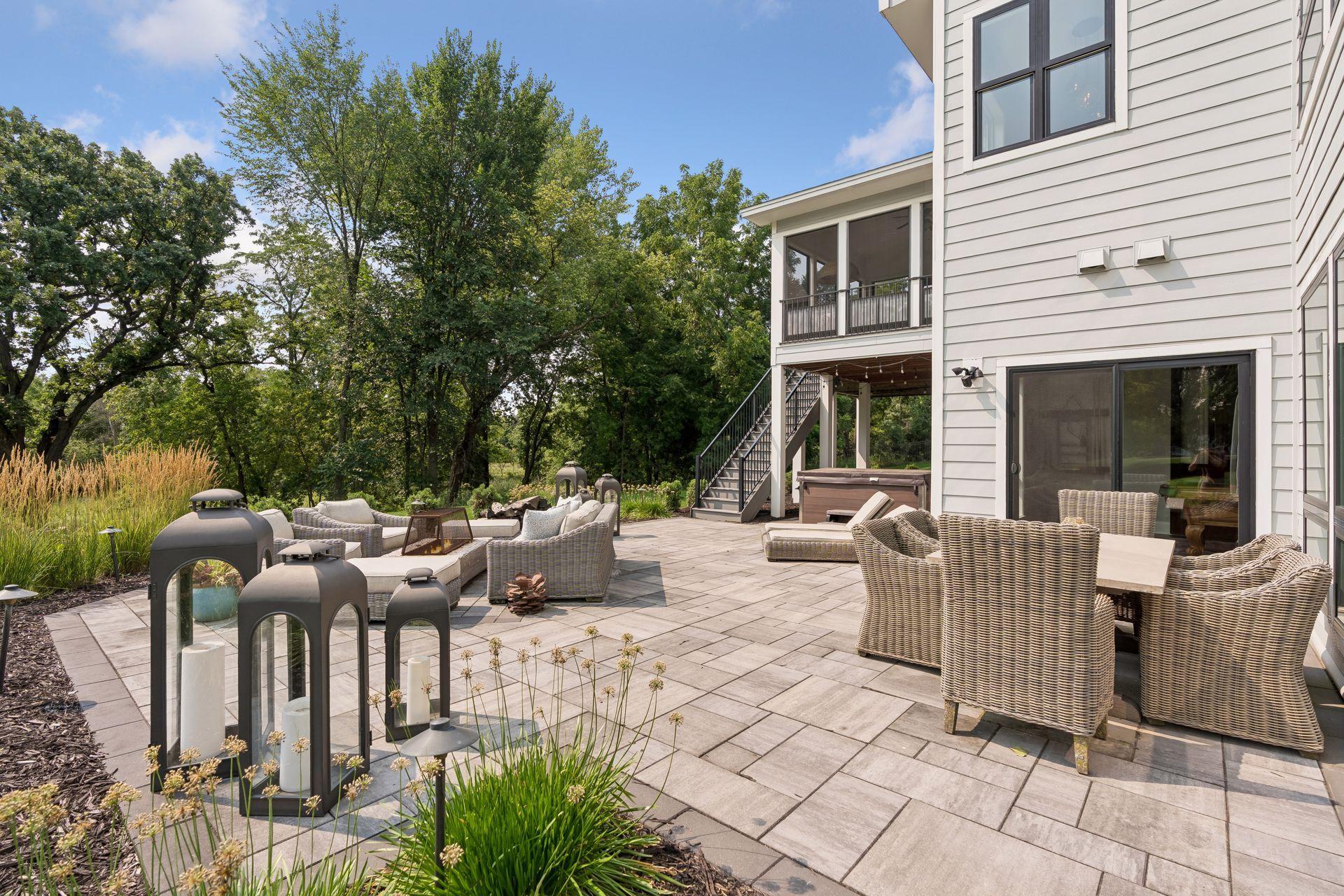 2735 Deer Run Trail E