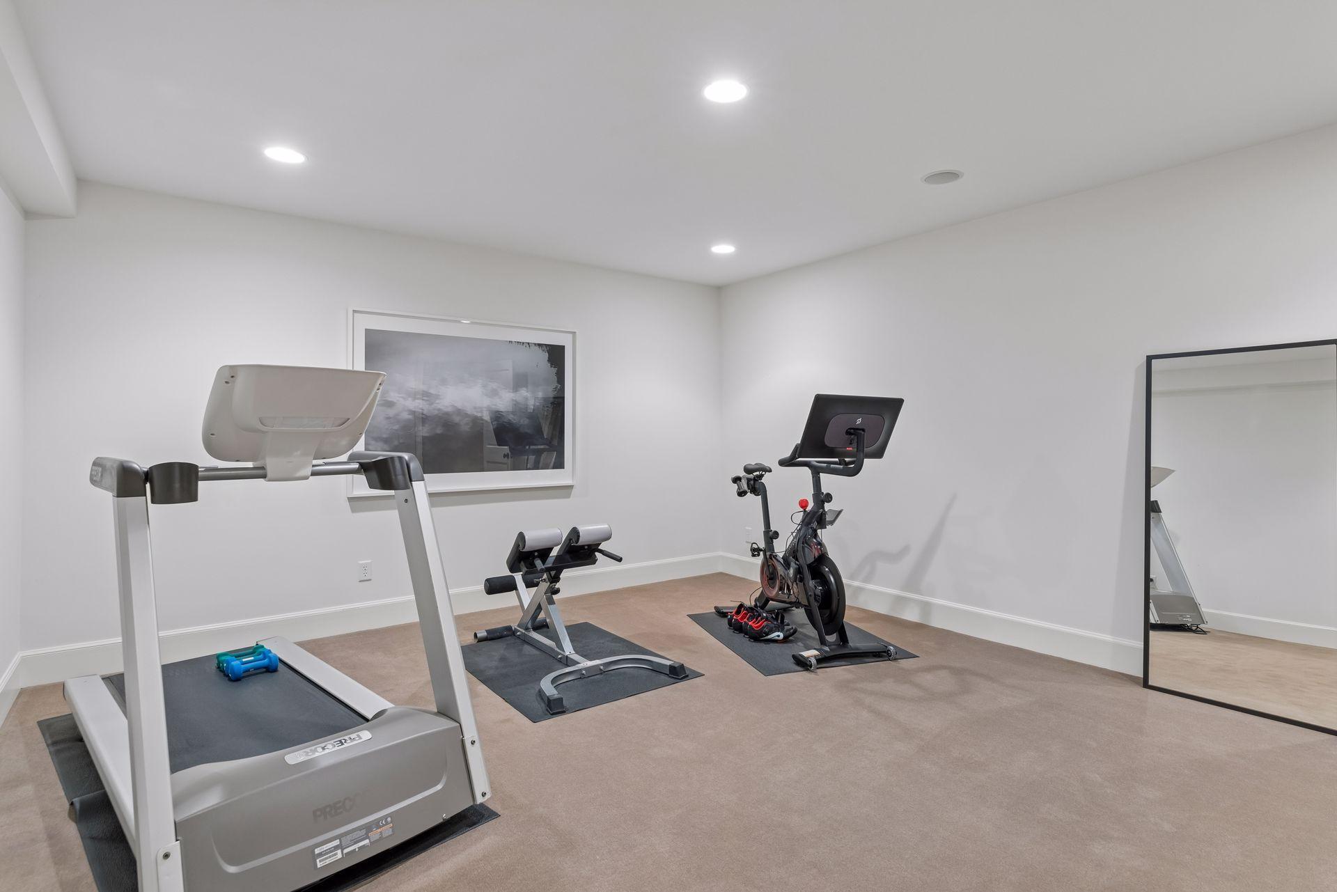 235 Hollander Road