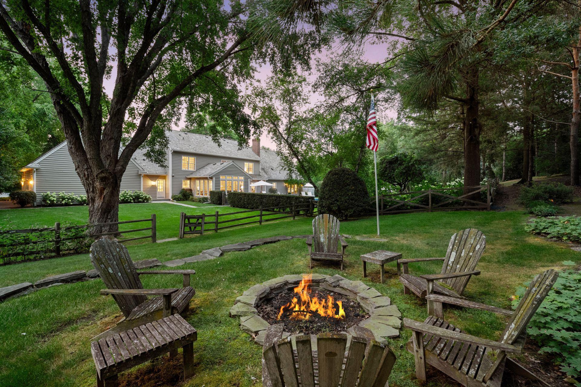 235 Hollander Road