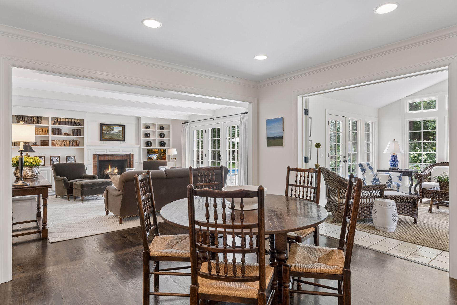 235 Hollander Road