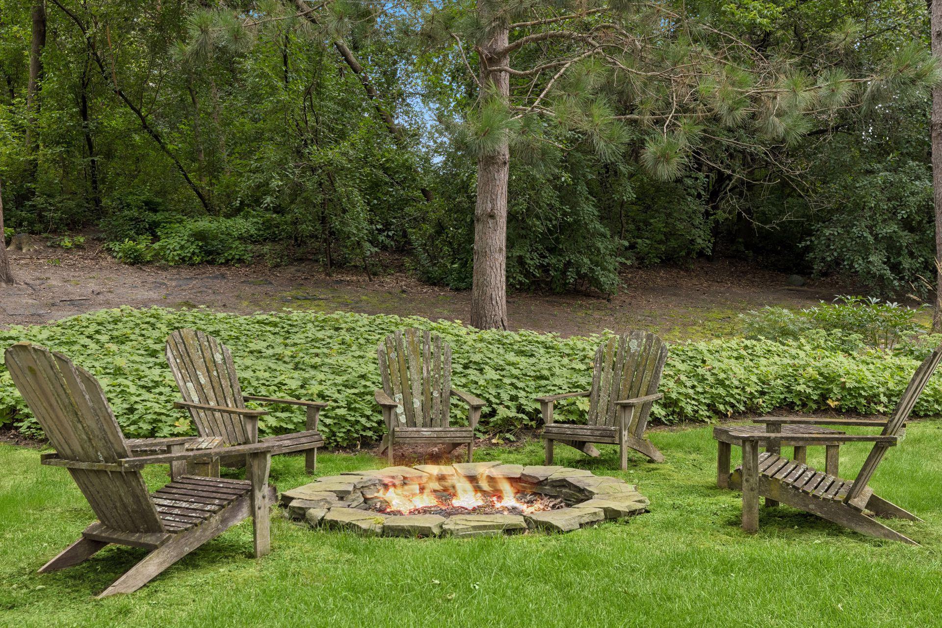 235 Hollander Road