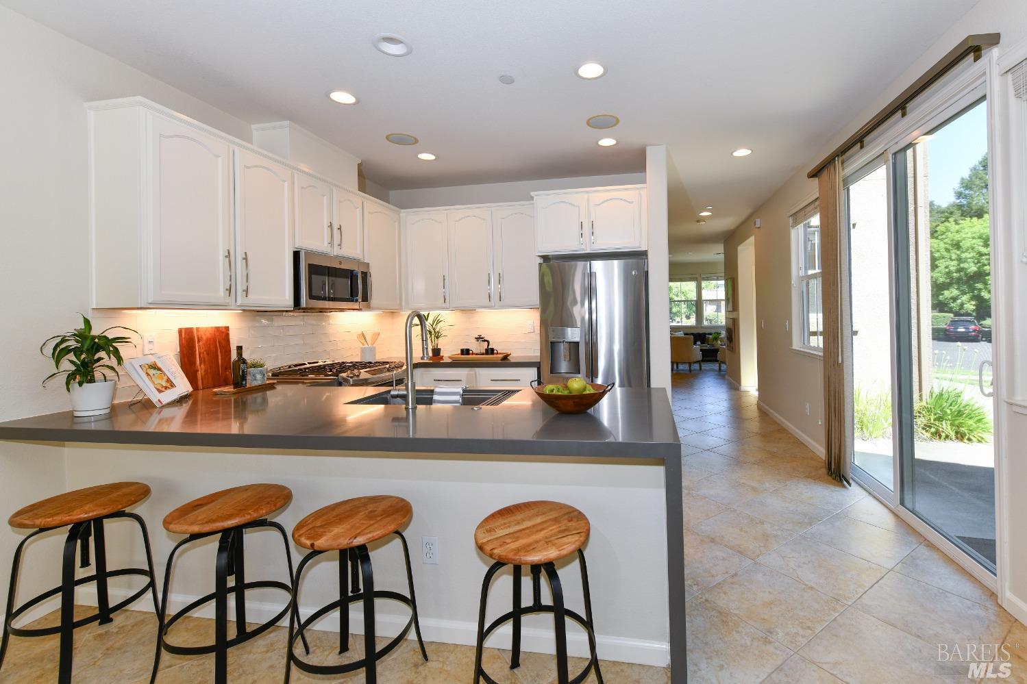 127 Ullman Ct