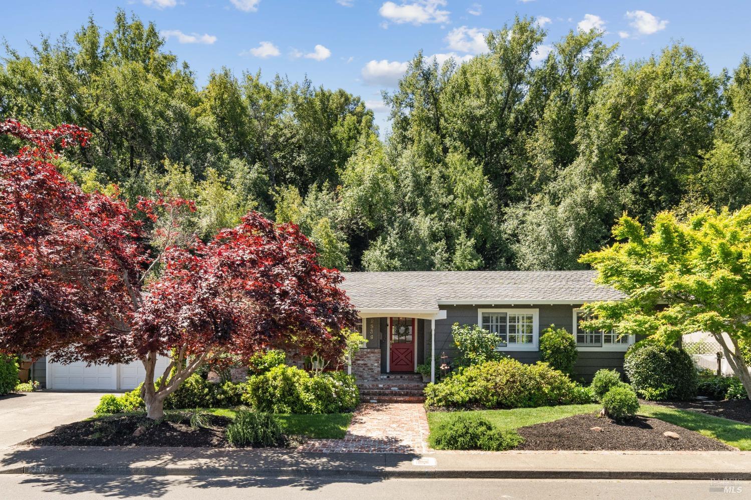 2539 Rollingwood Dr