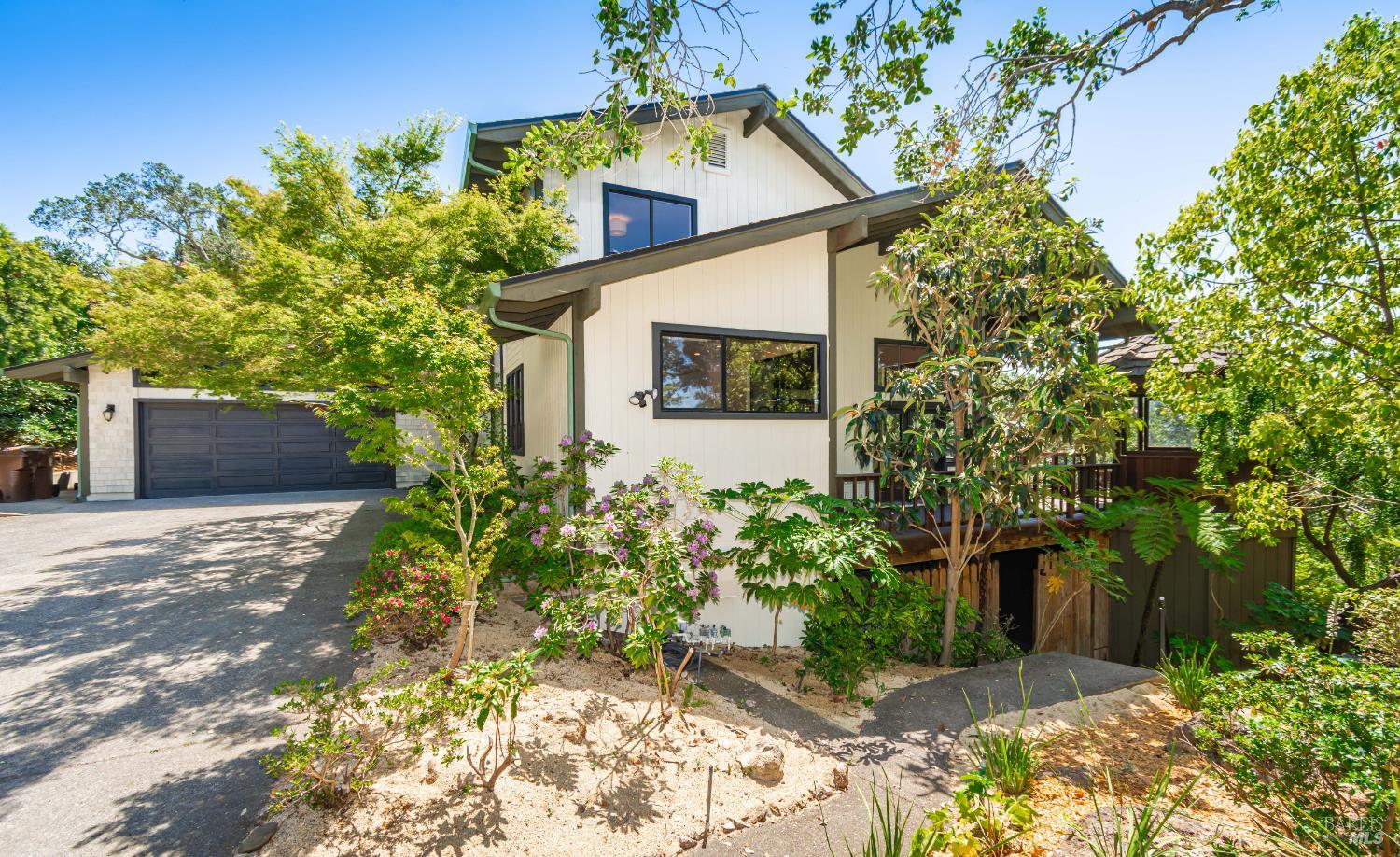 1043 La Quinta Ct