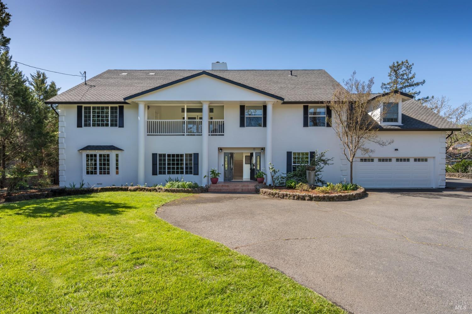1101 Hedgeside Ave