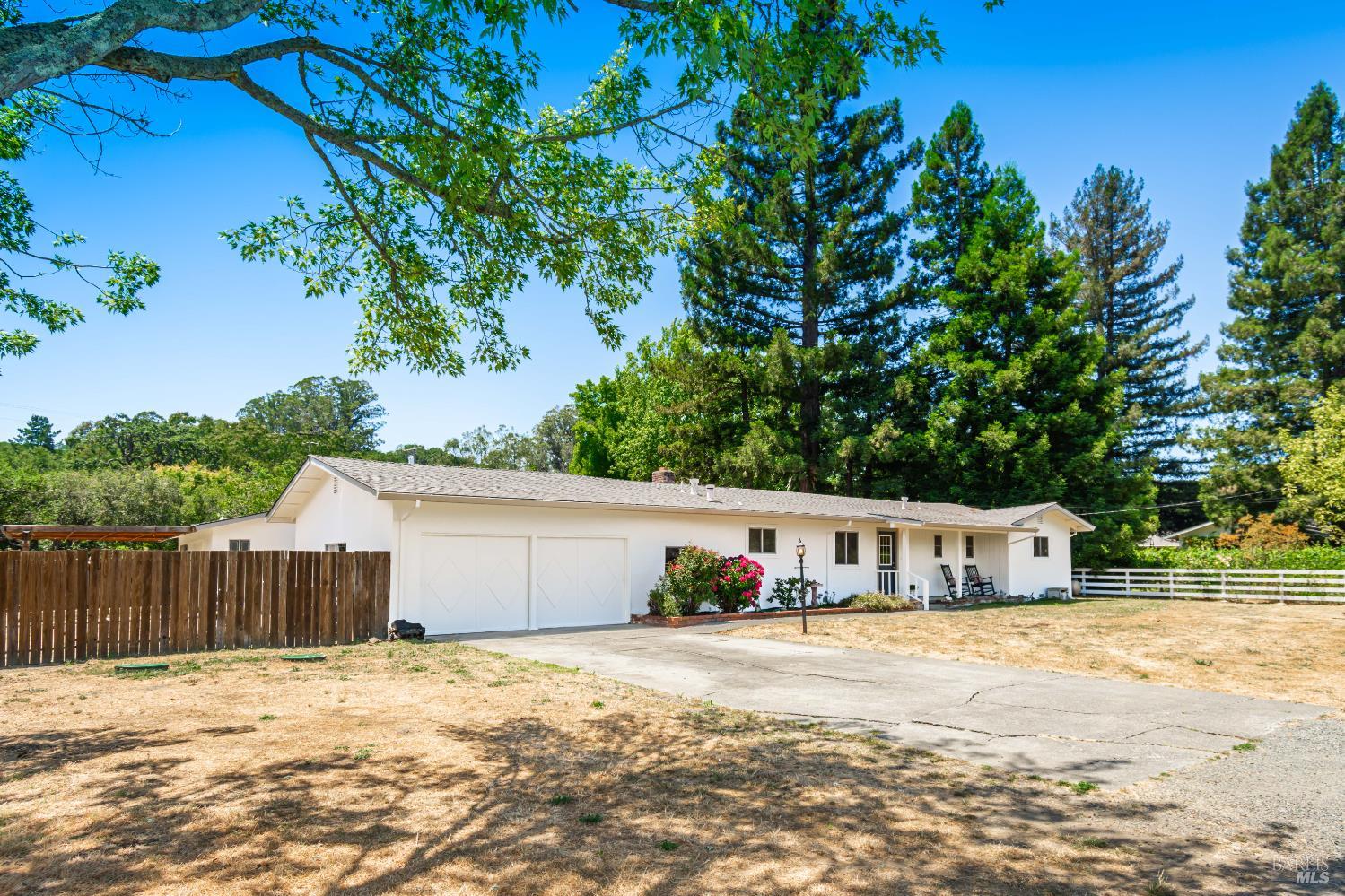 1007 Sunset Rd