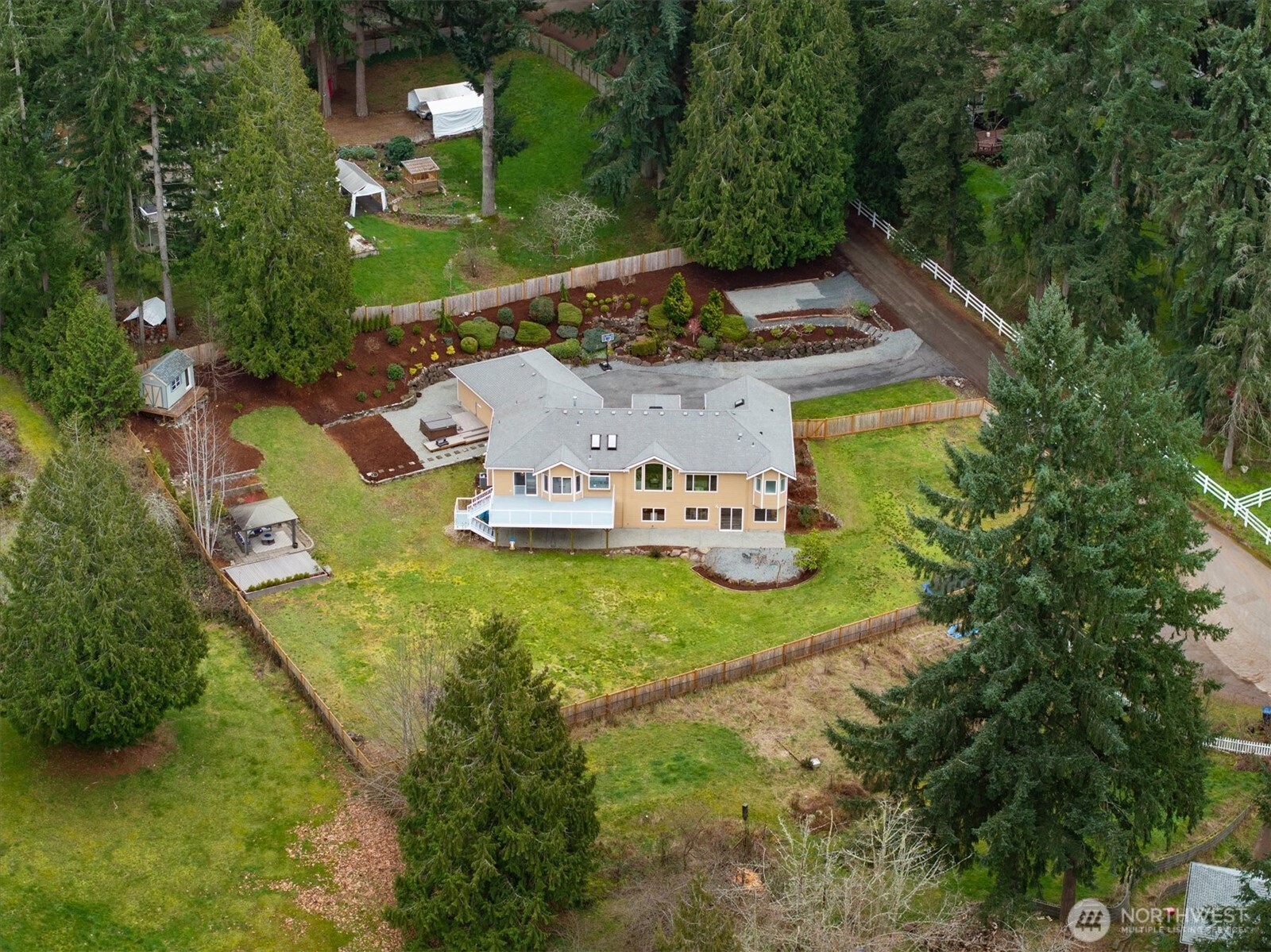 22910 NE 76th Street