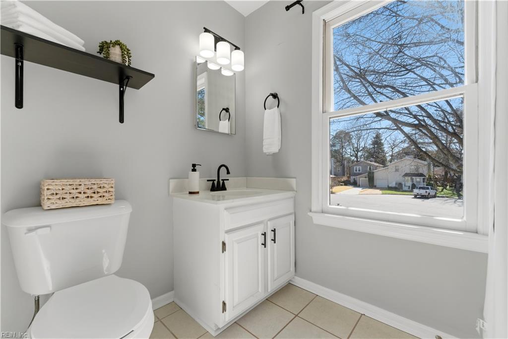 2308 Wood Beach LNDG