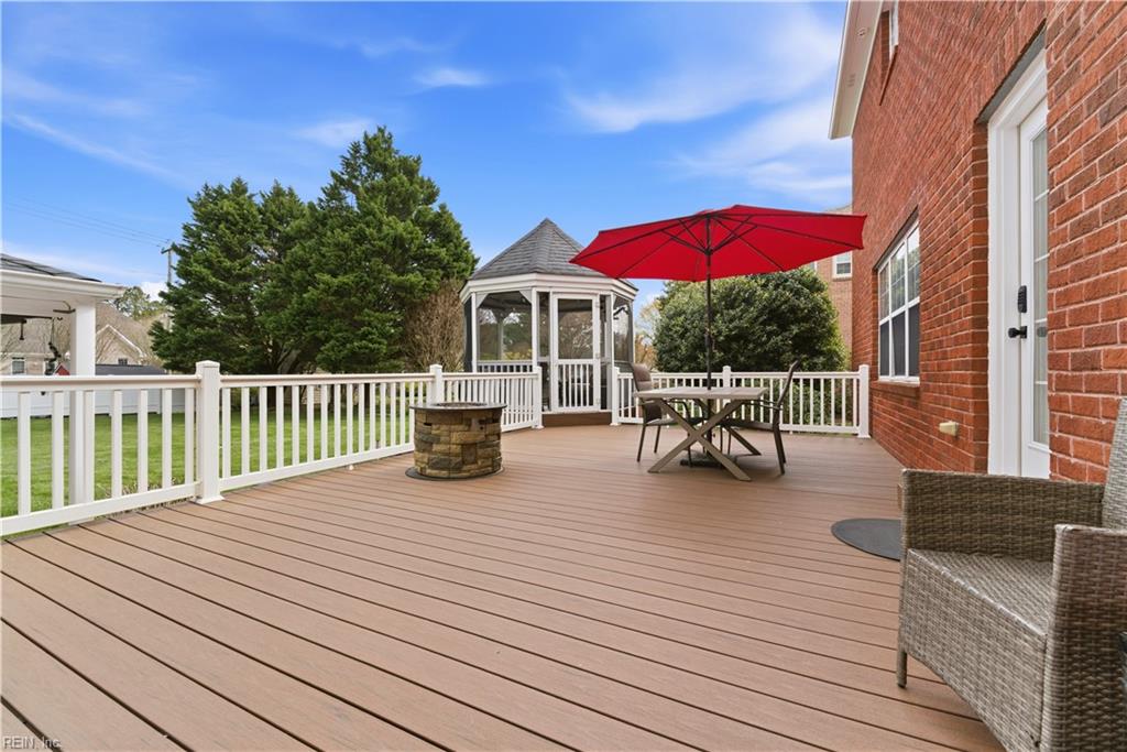 3932 Colony Point DR