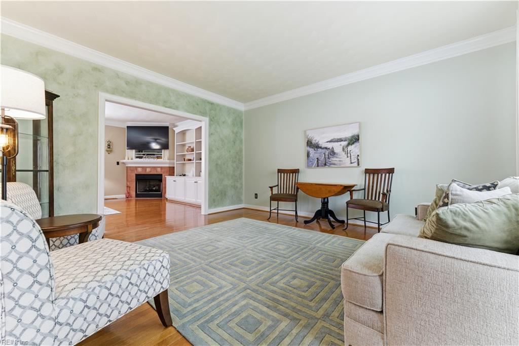 3932 Colony Point DR