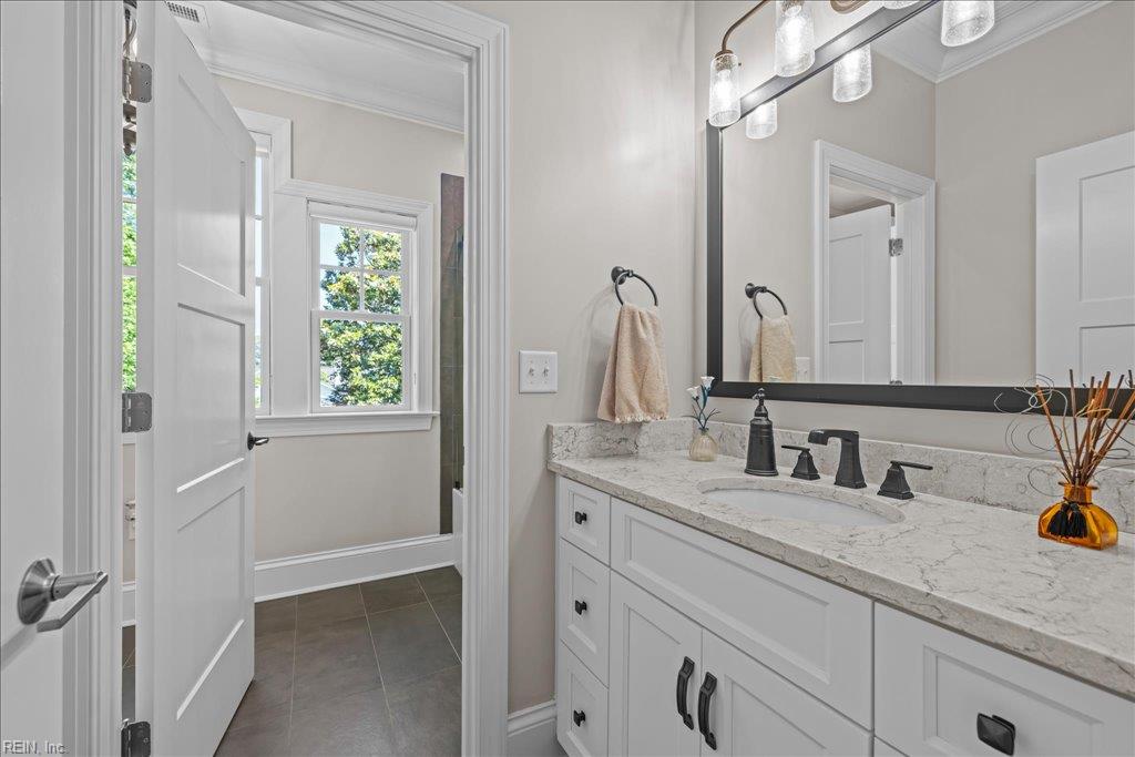 329 Cavalier DR