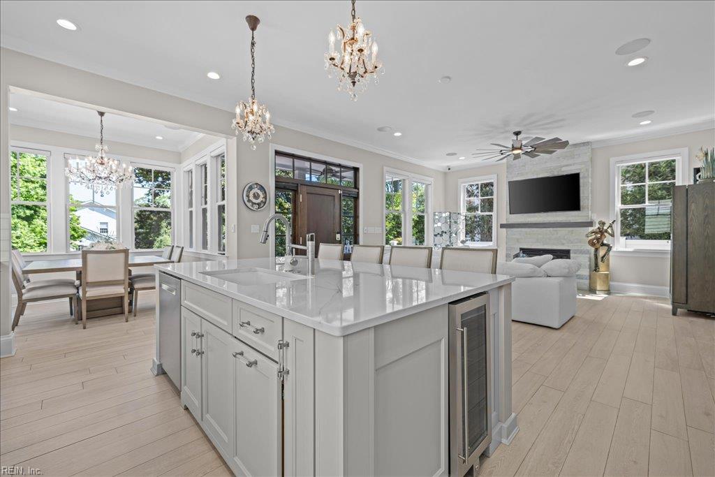 329 Cavalier DR