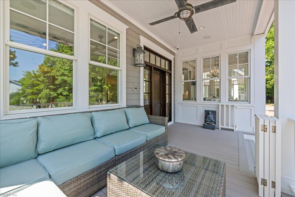 329 Cavalier DR