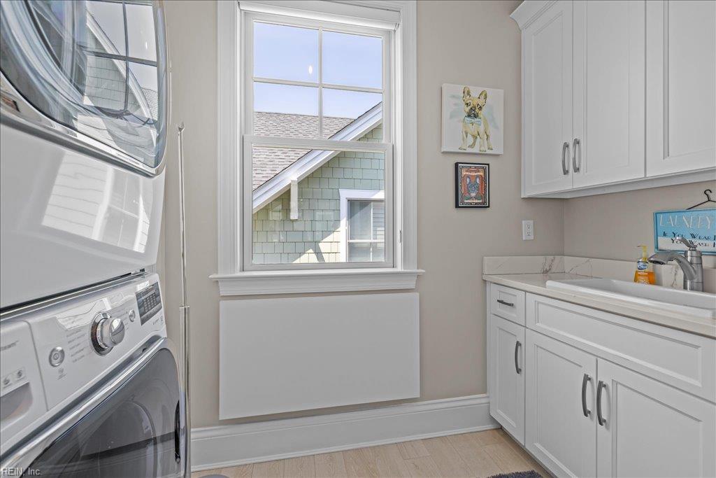 329 Cavalier DR