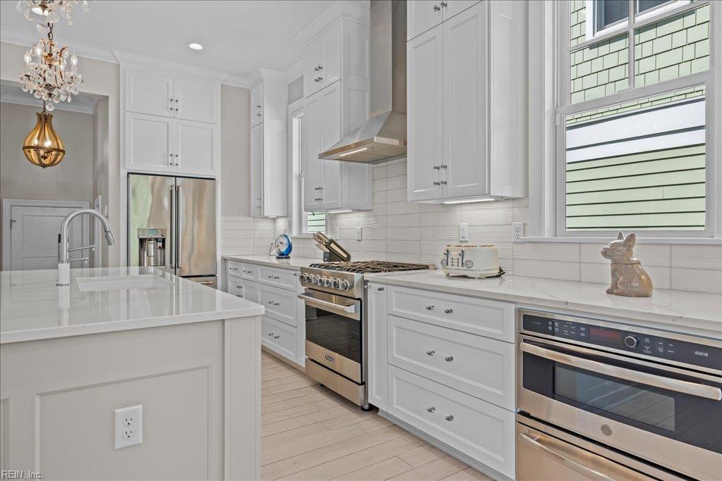 329 Cavalier DR