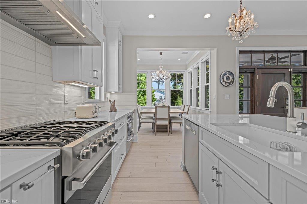 329 Cavalier DR