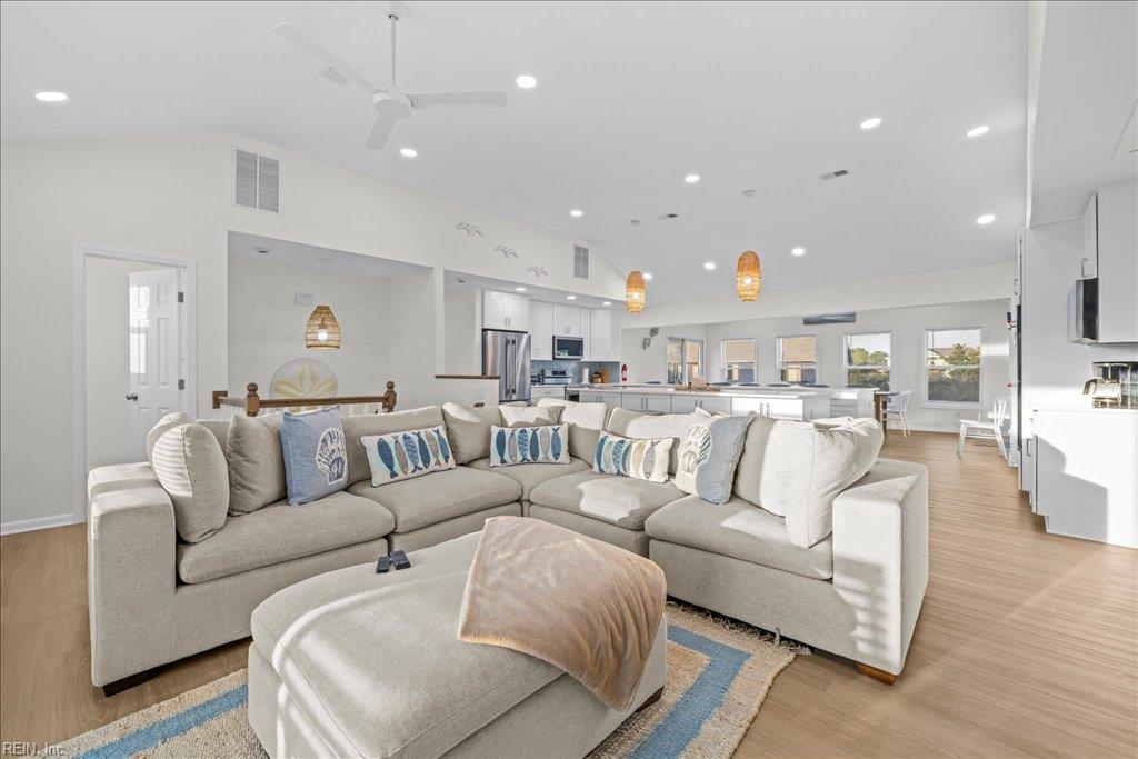 3209 Sandfiddler RD