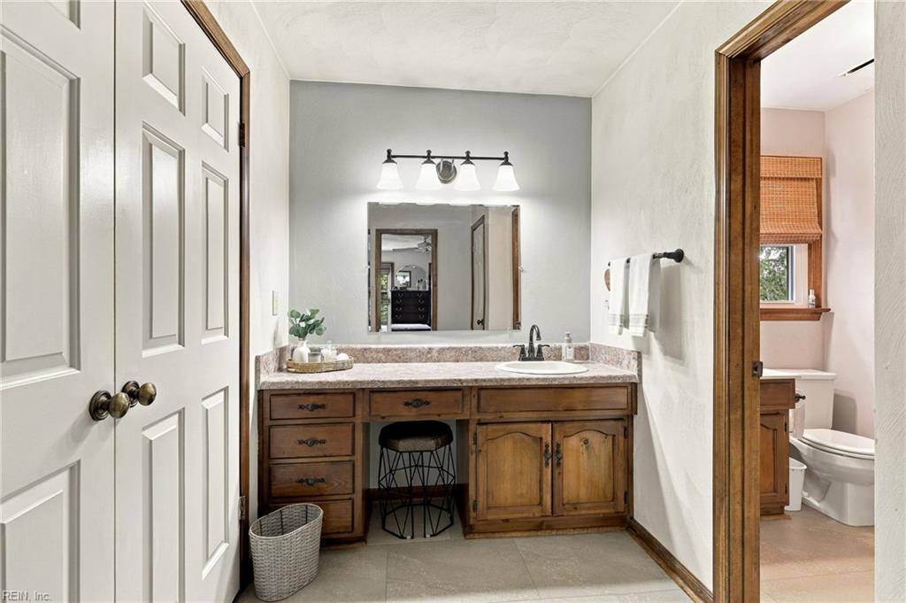 512 Hatteras CRES